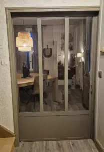 Porte à galandage en acier Peschadoires - AL Métallerie